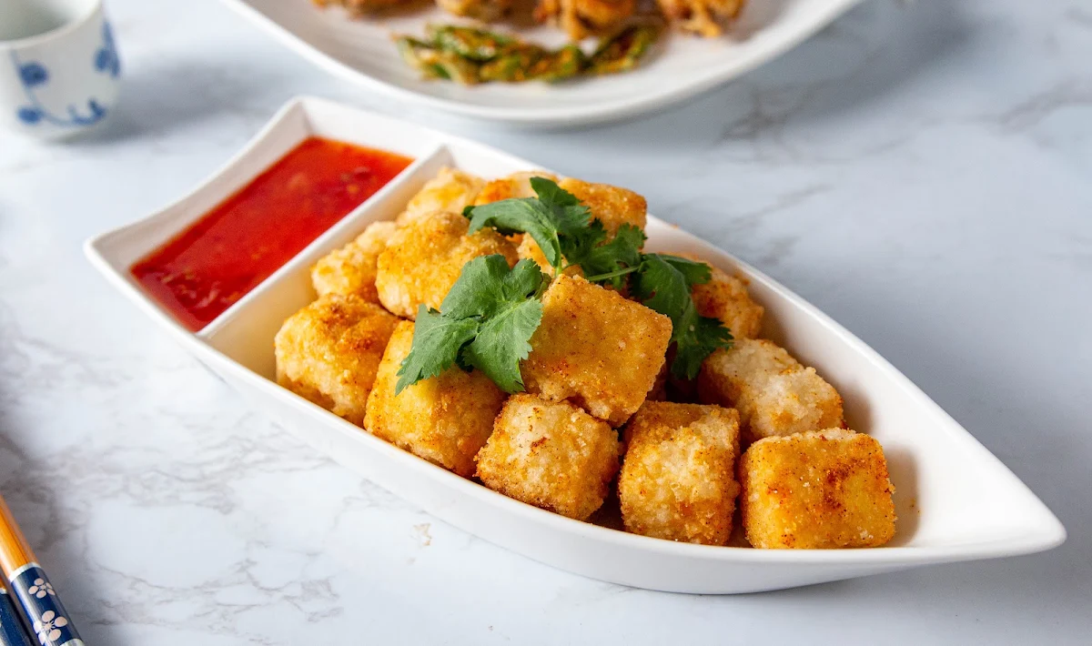 炸豆腐 fried tofu